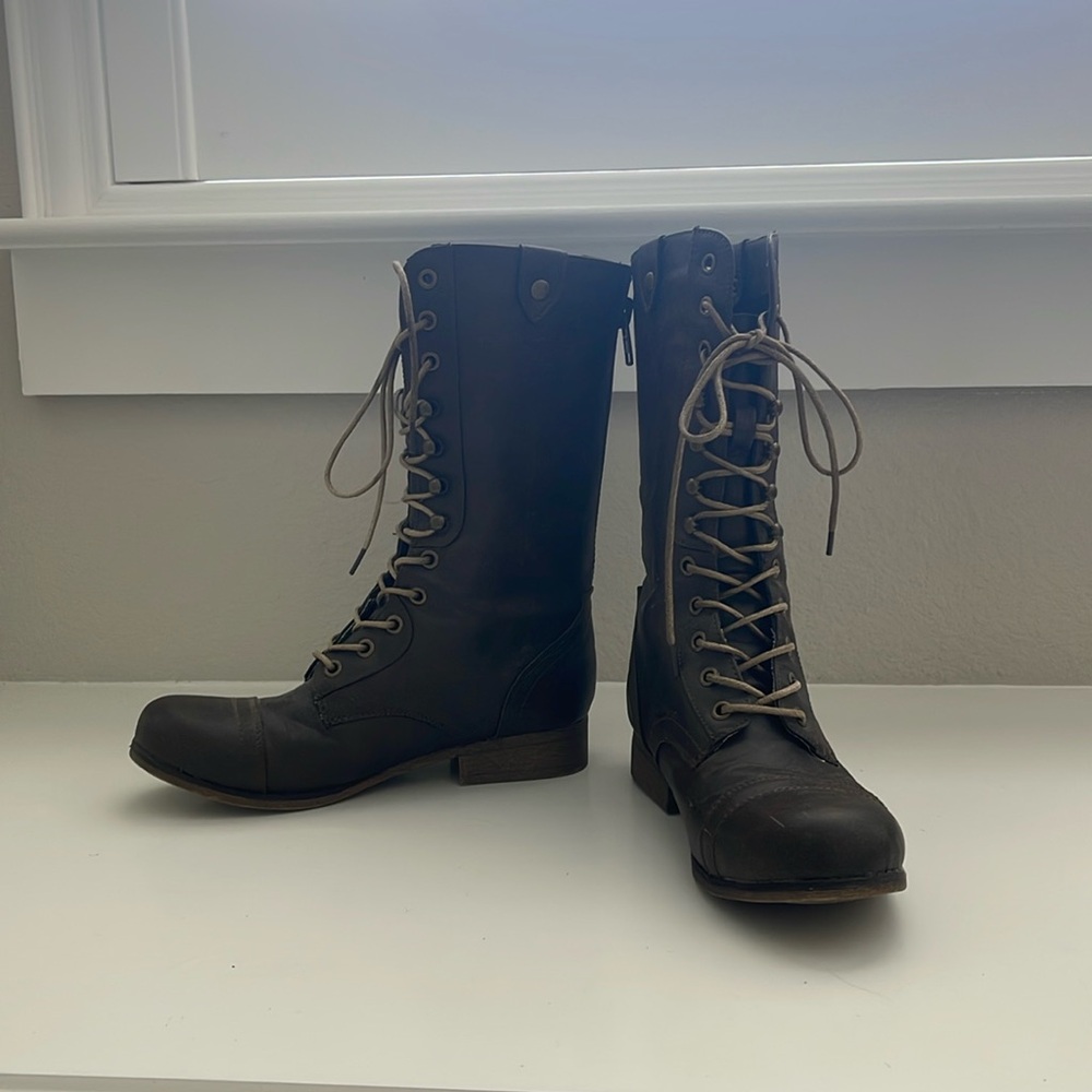 Madden Girl Motorcycle Brown Lace Zip Back Boots - Size 6